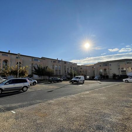 Charmant 2 Pieces Avec Mezzanine, Parking, A 300M De La Plage Et Commerces - Fr-1-338-502 Sete Bagian luar foto