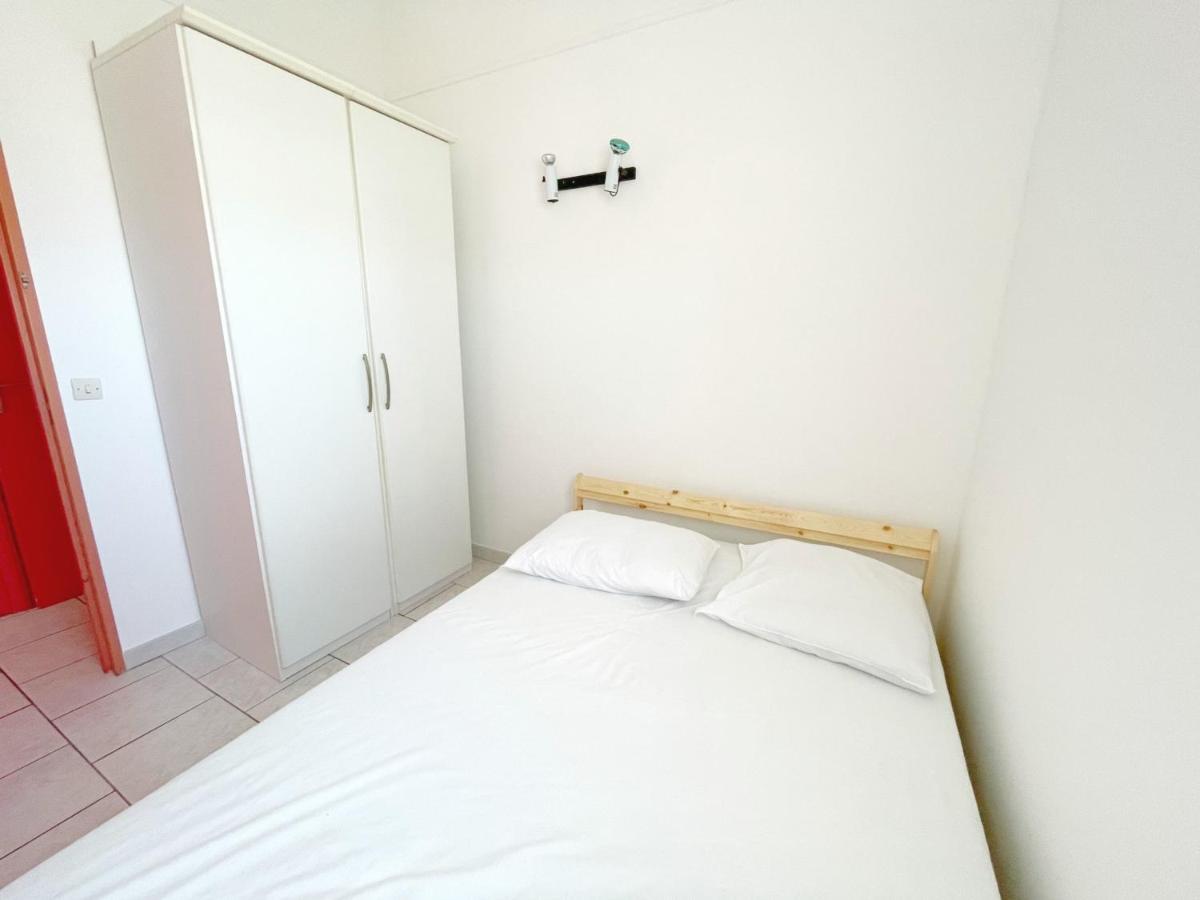 Charmant 2 Pieces Avec Mezzanine, Parking, A 300M De La Plage Et Commerces - Fr-1-338-502 Sete Bagian luar foto