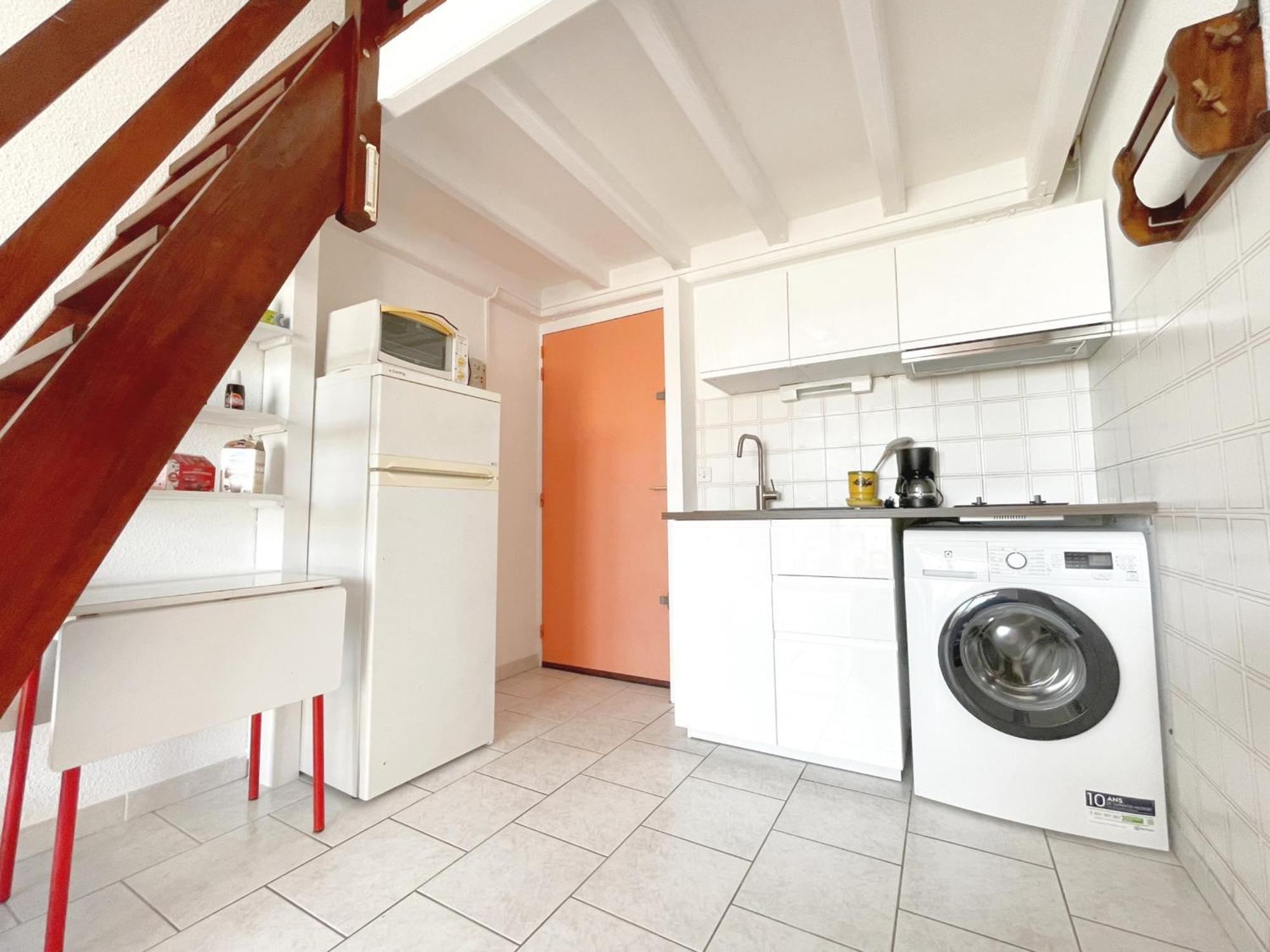 Charmant 2 Pieces Avec Mezzanine, Parking, A 300M De La Plage Et Commerces - Fr-1-338-502 Sete Bagian luar foto
